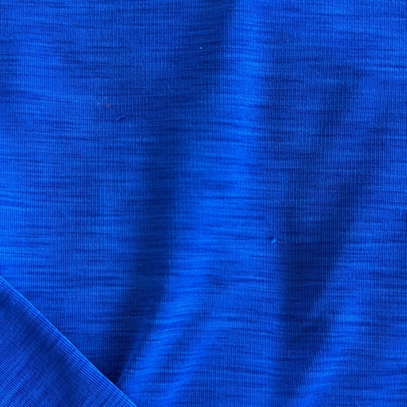 Under Armour Cold Gear Top - Picture 4 of 6